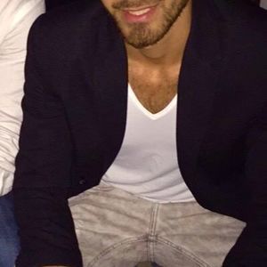 Meet your Posher, Lior